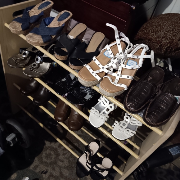 Ladies,Mens, Clothing,Shoes, Athletic and dressy, Home decor, Jewelry, Vintage 2 - Picture 11 of 17